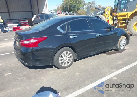 2018 Nissan Altima 2.5 S z USA, uszkodzony, nr VIN 1N4AL3AP2JC109090